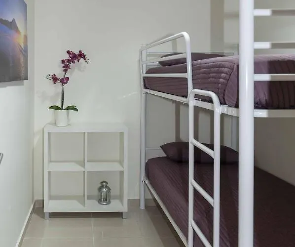 1001 Mileni I - Apivend Immo Roses